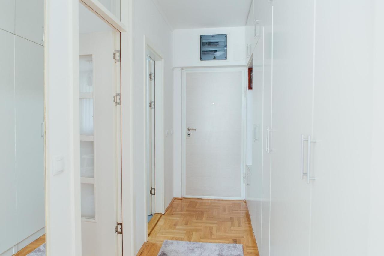 Suite Dreams Valjevo Esterno foto